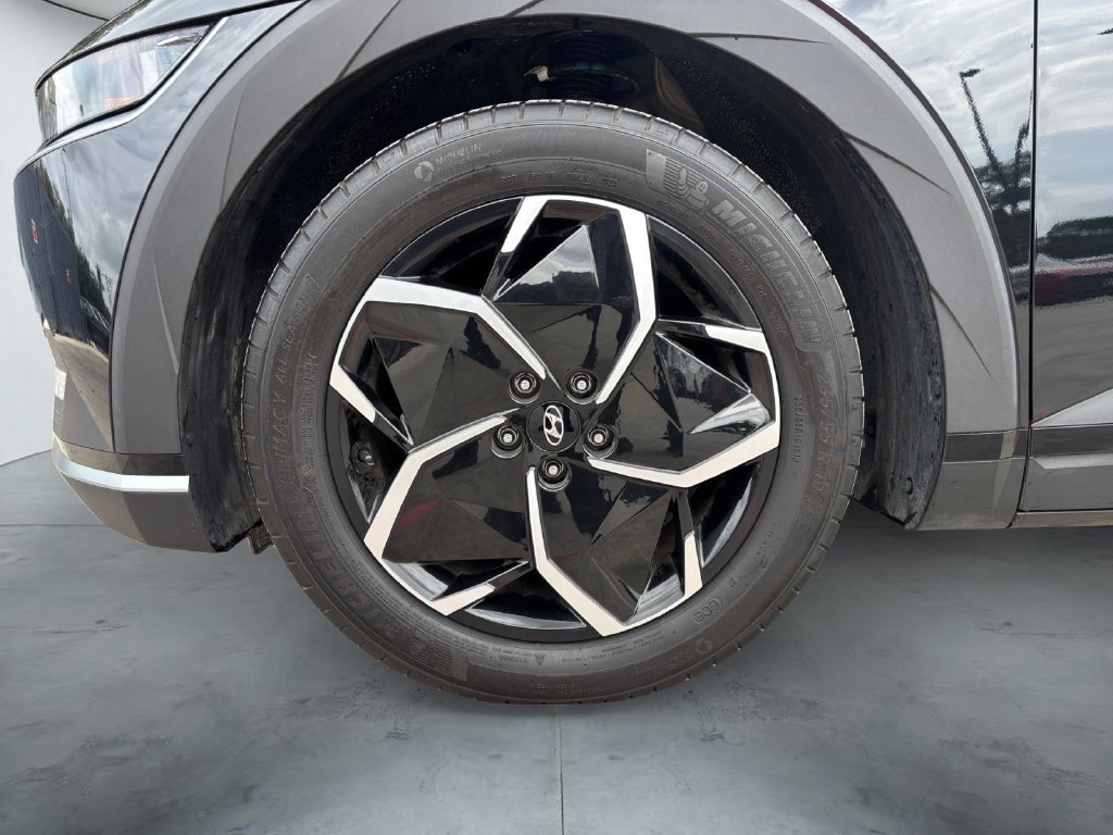 Used 2024 Hyundai Ioniq 5 SEL RWD image 14
