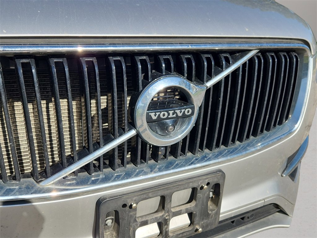 Used 2019 Volvo XC90 T6 Momentum w/ Advanced Package image 9