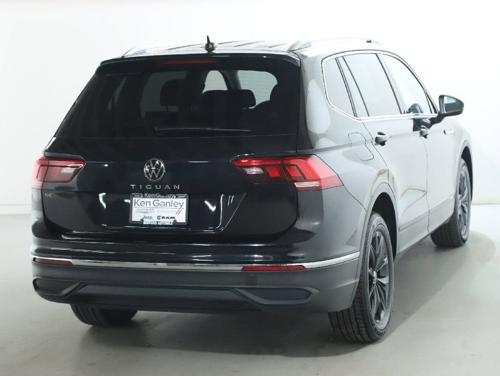 Used 2024 Volkswagen Tiguan SE image 48