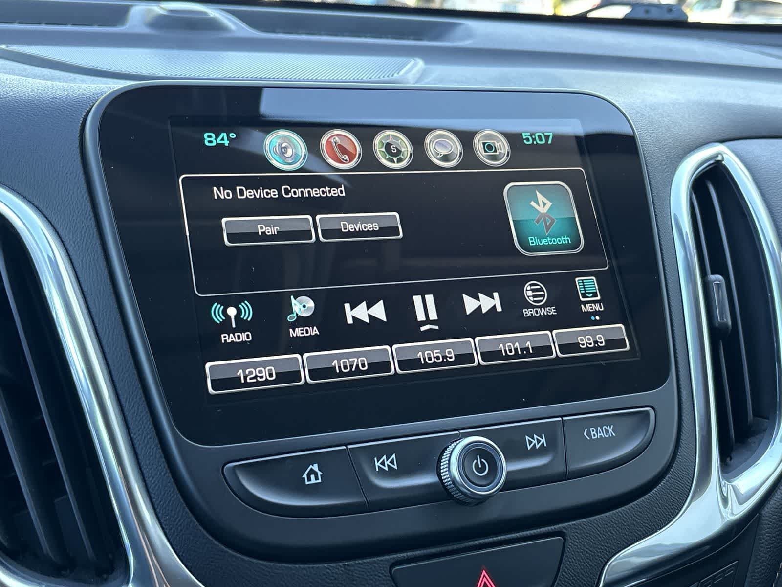 Used 2018 Chevrolet Equinox Premier FWD image 15
