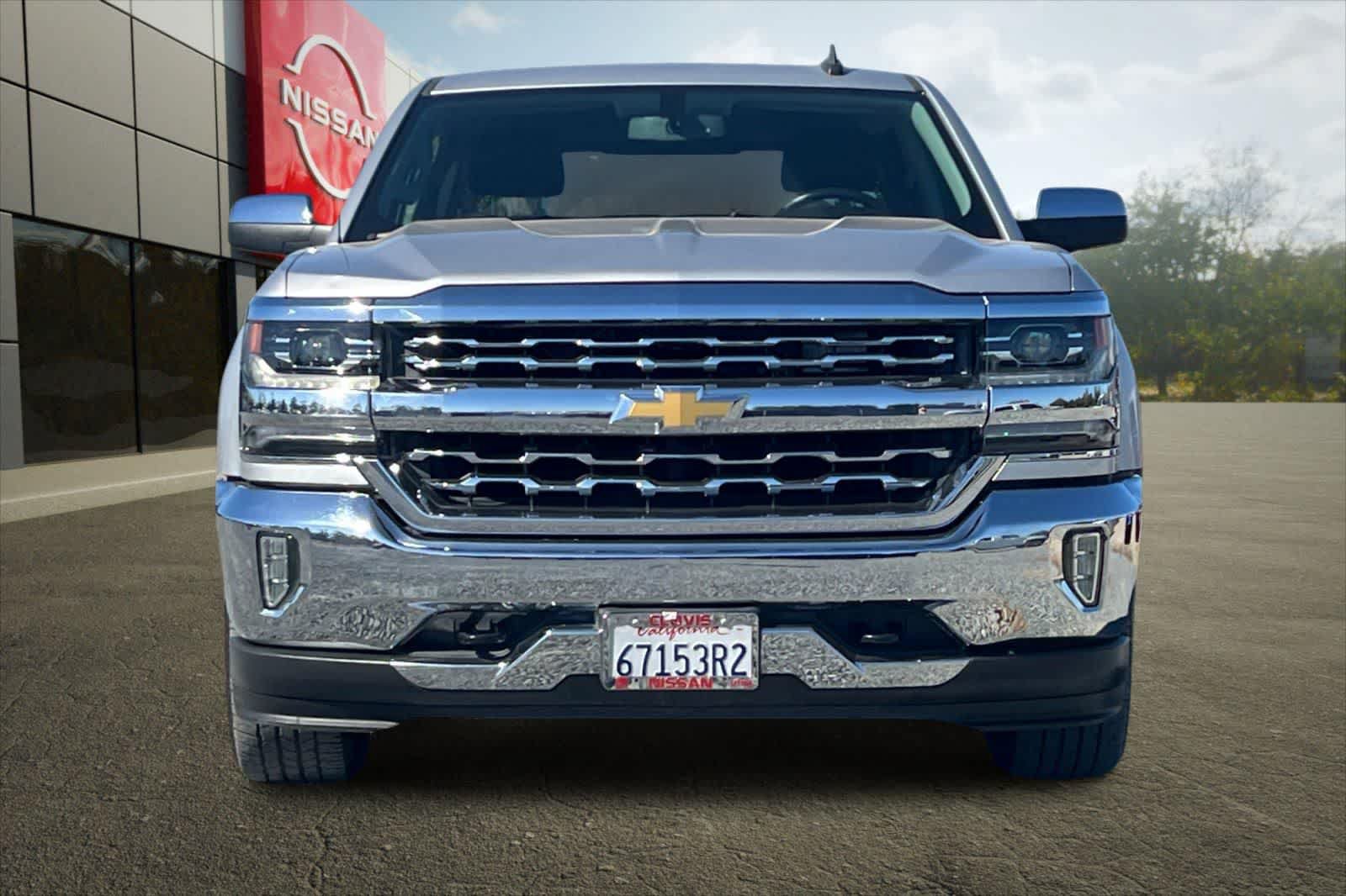 Used 2018 Chevrolet Silverado 1500 LTZ w/ Sport Package AWD/4WD image 11