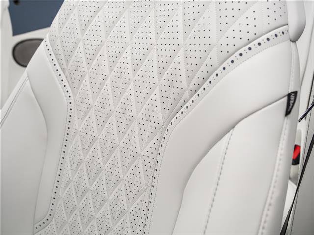 New 2026 Aston Martin DB12 Convertible image 30