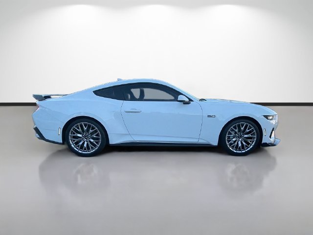 Used 2024 Ford Mustang GT Premium RWD image 2