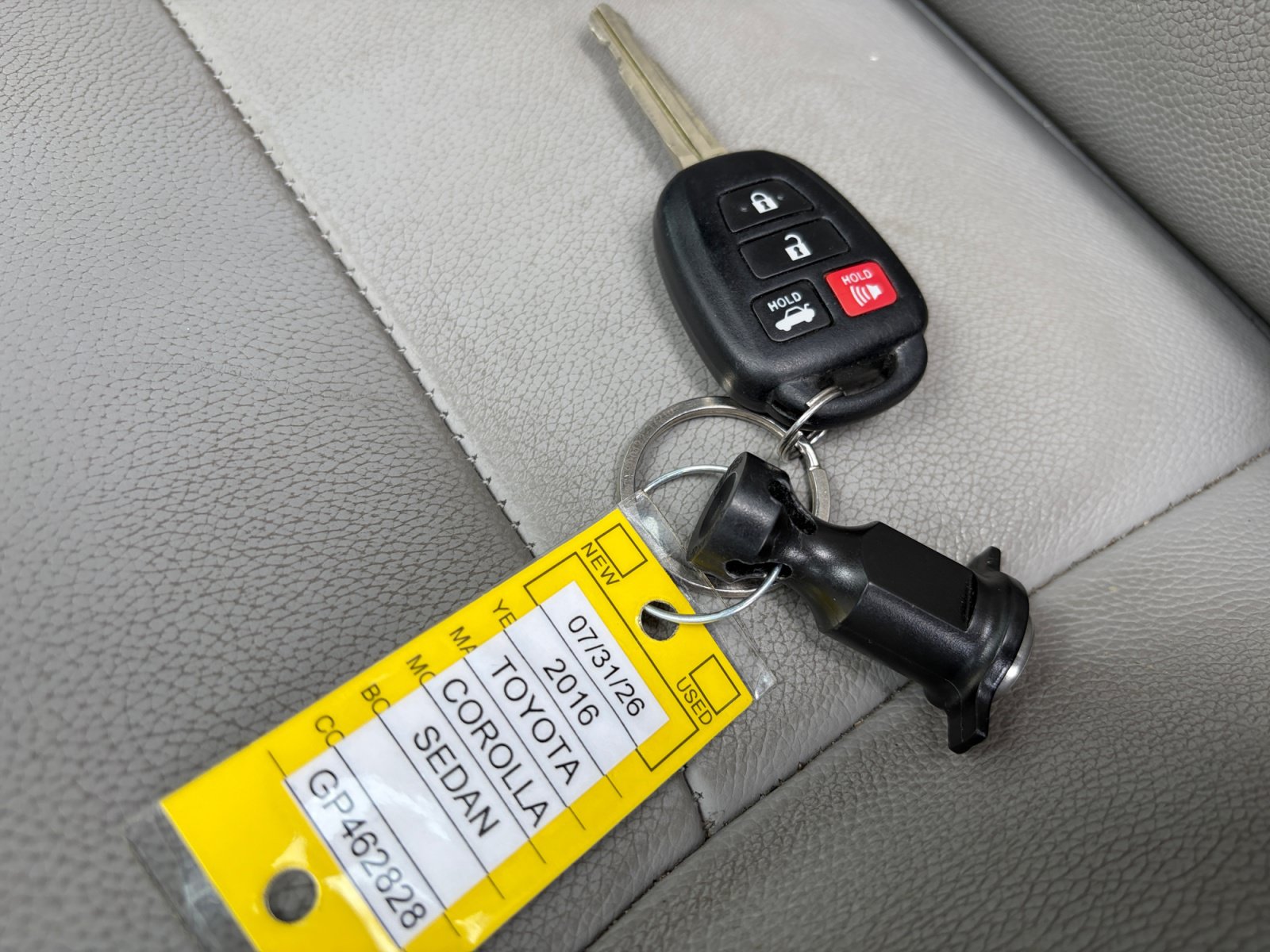 Used 2016 Toyota Corolla LE FWD image 33