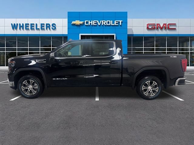 New 2026 GMC Sierra 1500 SLE image 3