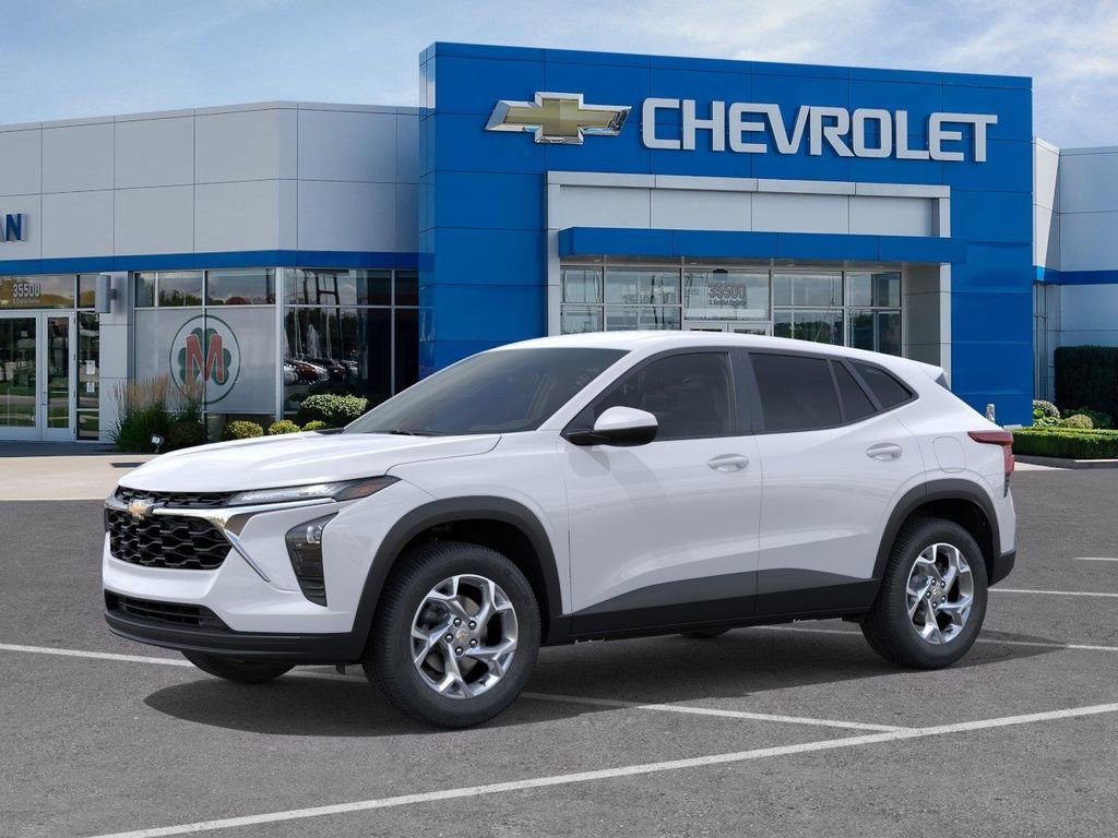 New 2026 Chevrolet Trax LS w/ LS Convenience Package FWD image 2