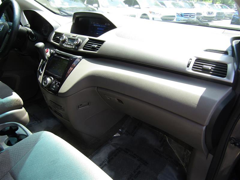 Used 2016 Honda Odyssey SE image 36