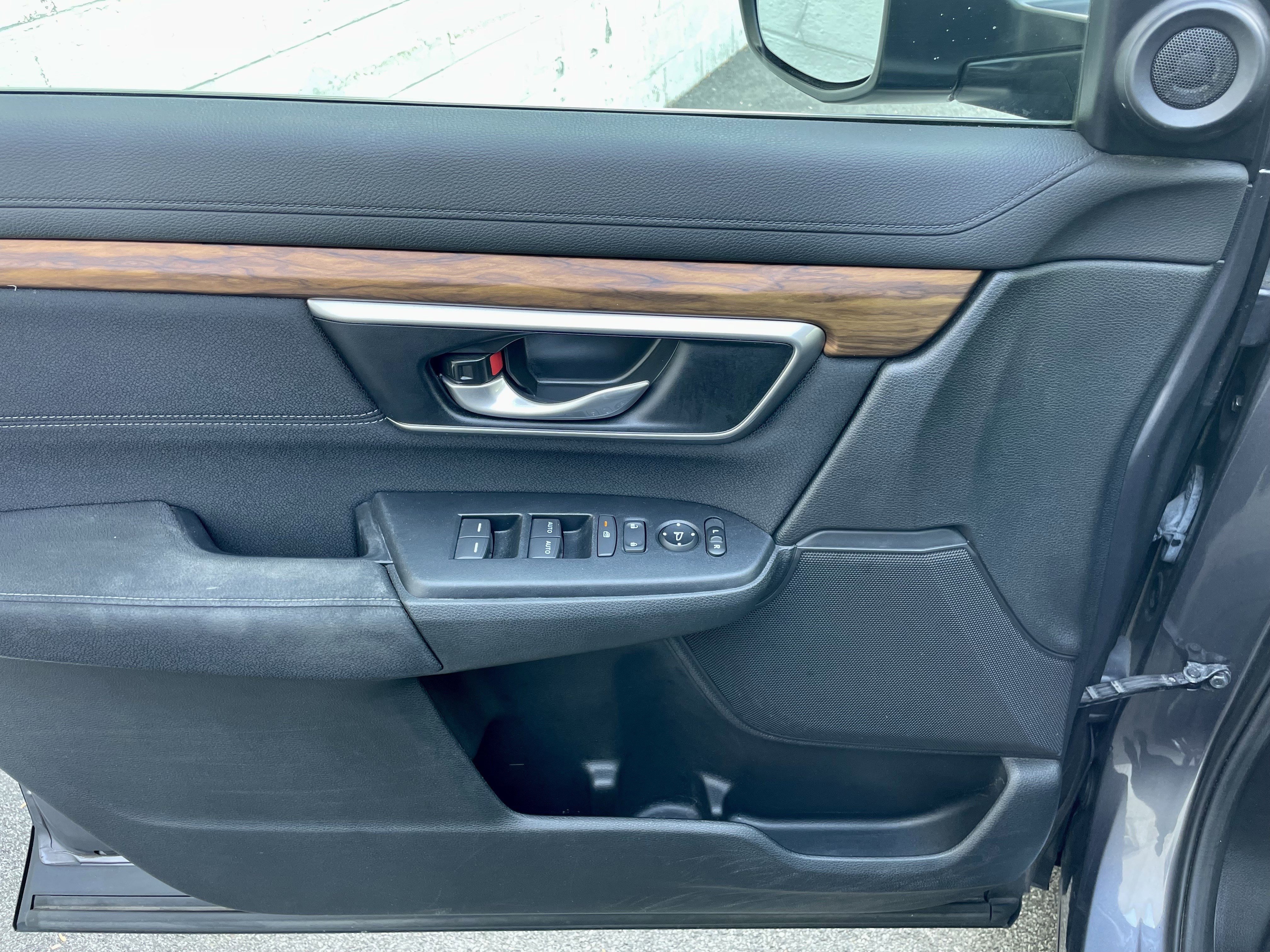Used 2021 Honda CR-V EX image 12