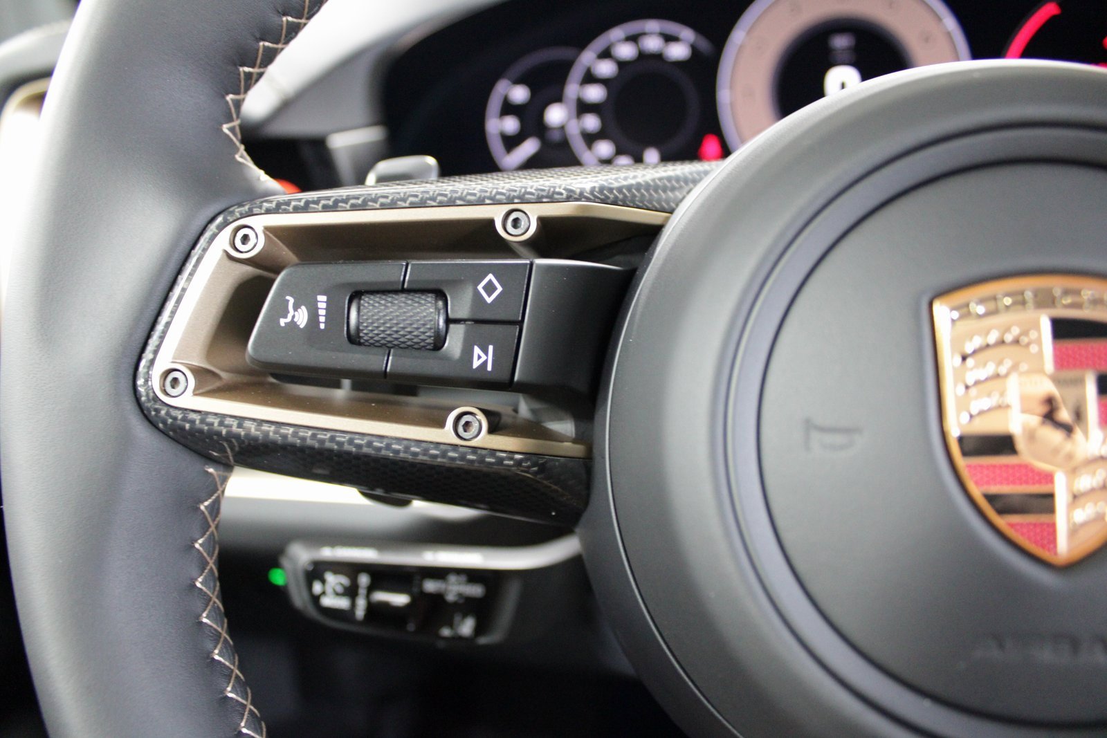 New 2026 Porsche Cayenne GTS image 28