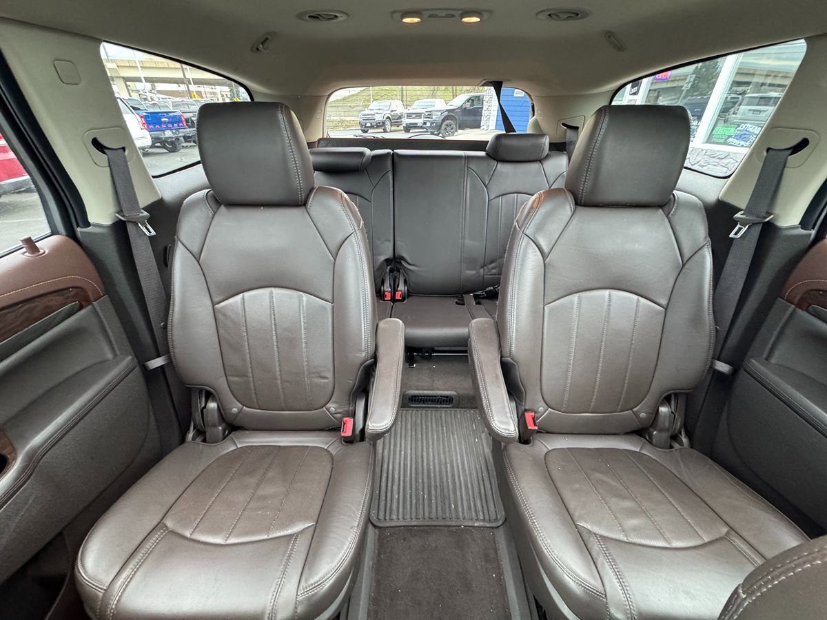 Used 2014 Buick Enclave Leather image 18