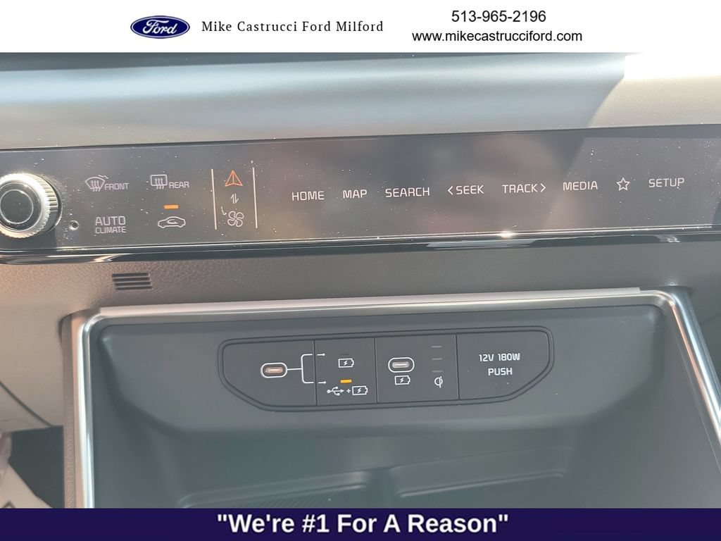 Used 2026 Kia Carnival SX w/ SX Dark Edition Package FWD image 19