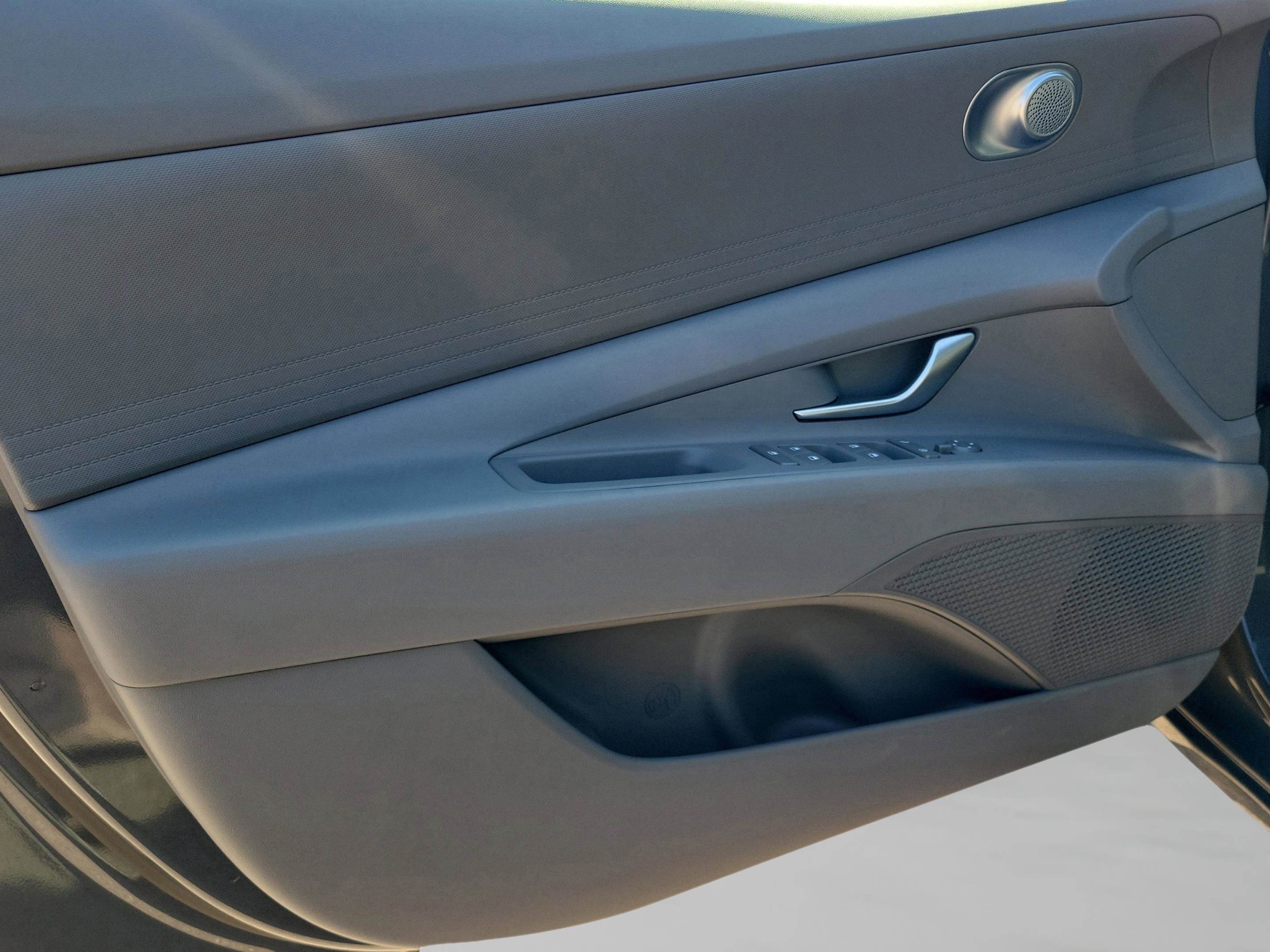 New 2026 Hyundai Elantra Blue image 14