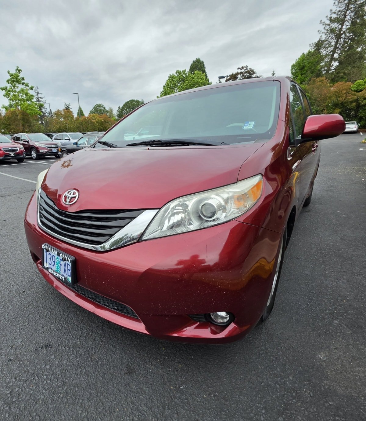Used 2011 Toyota Sienna LE FWD image 6