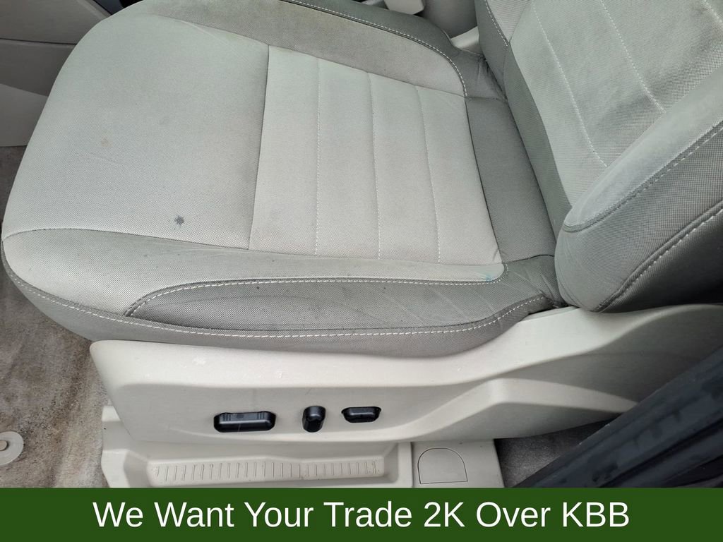 Used 2016 Ford Escape SE FWD image 10