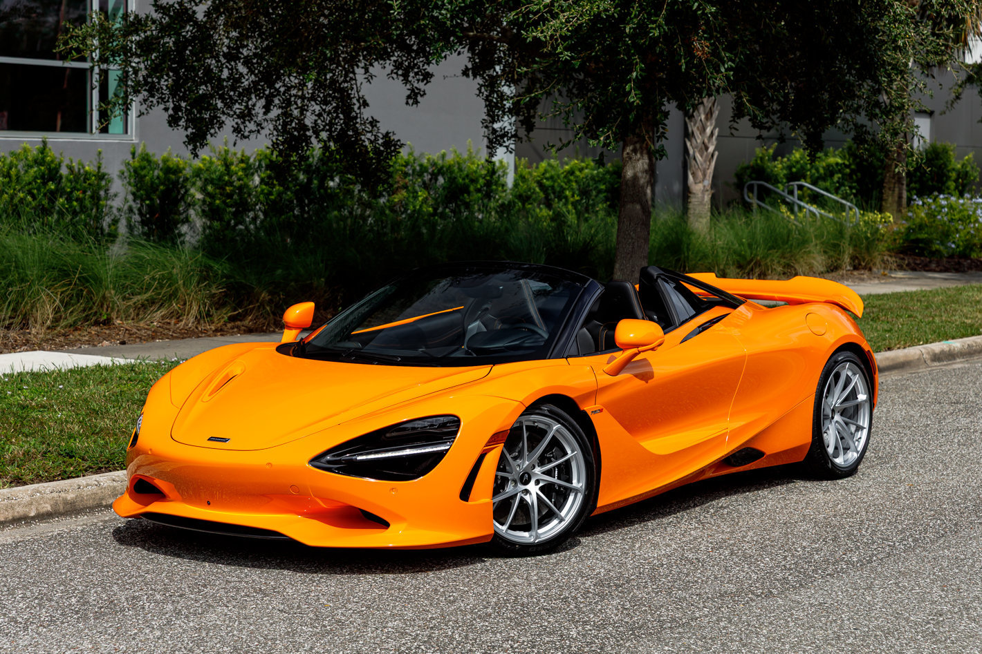 New 2027 McLaren 750S Spider RWD image 37