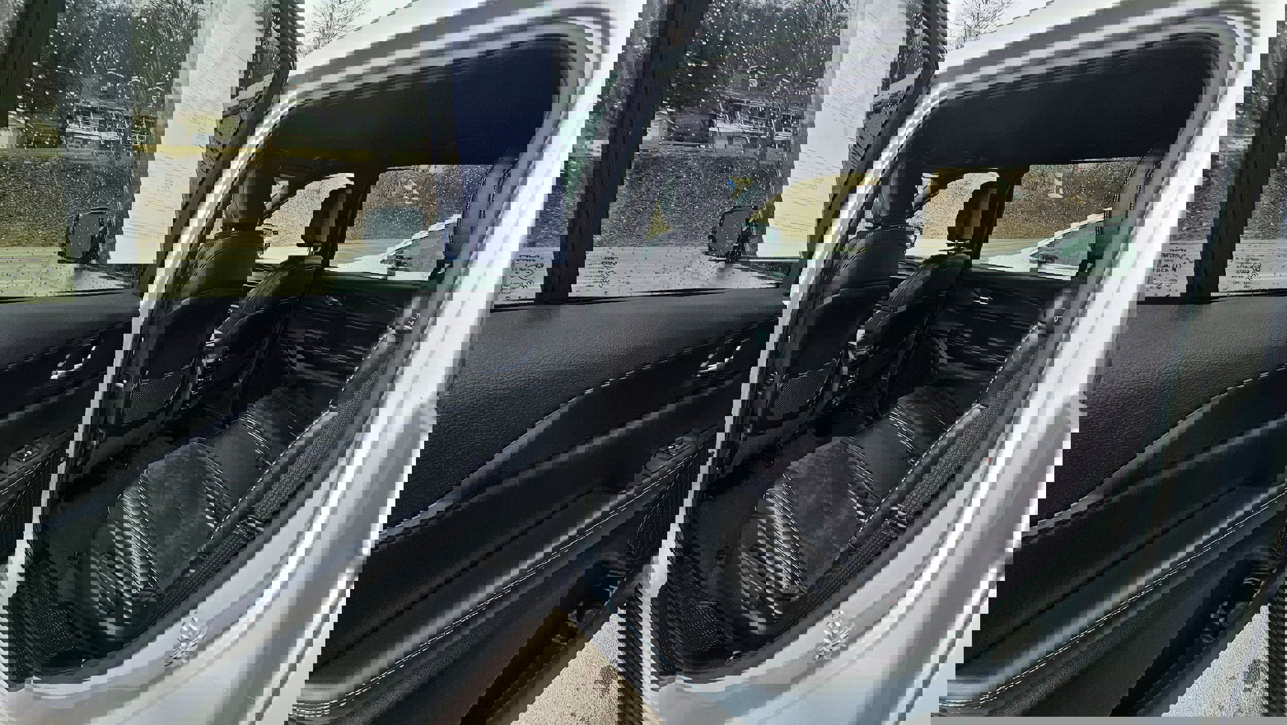 Used 2024 Jeep Grand Cherokee L Laredo image 21