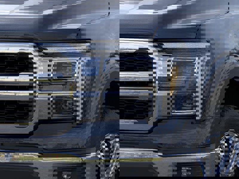 New 2025 Ford F150 Lariat w/ Equipment Group 502A High image 18