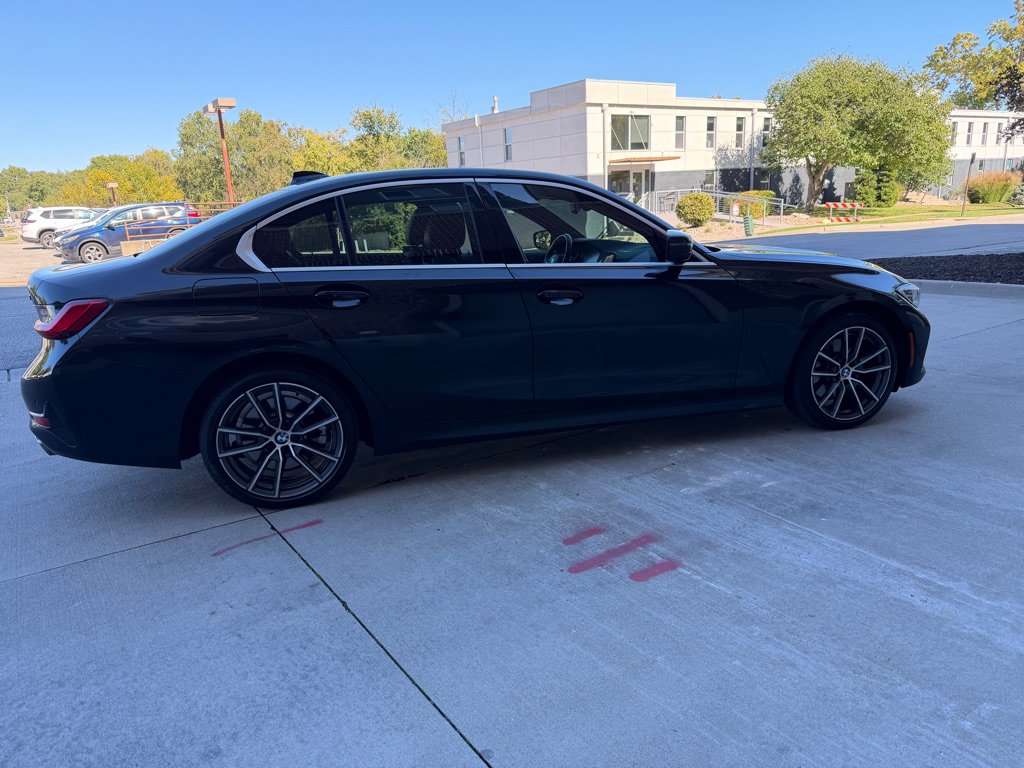 Used 2021 BMW 330i xDrive Sedan w/ Premium Package AWD/4WD image 8