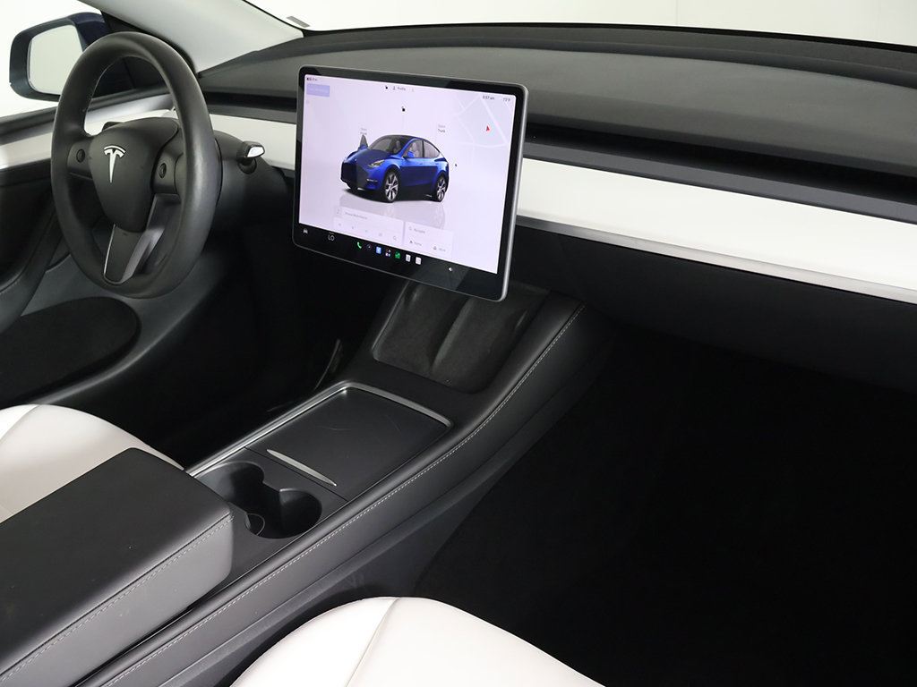 Used 2023 Tesla Model Y Long Range AWD/4WD image 32