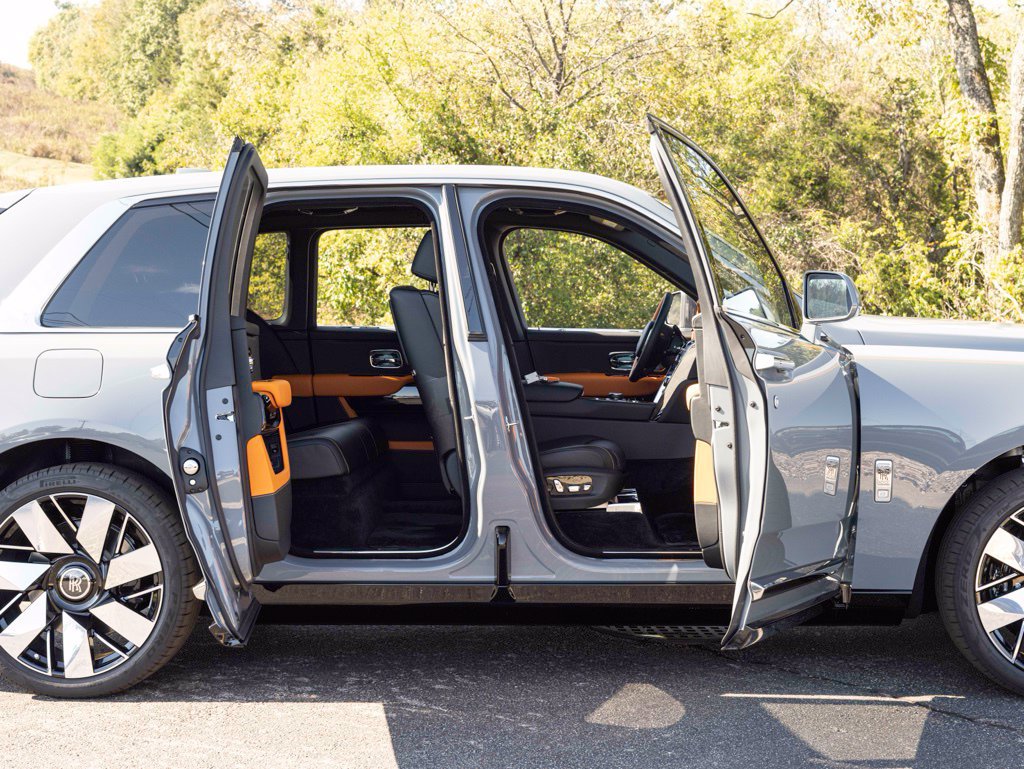 New 2027 Rolls-Royce Cullinan AWD/4WD image 75