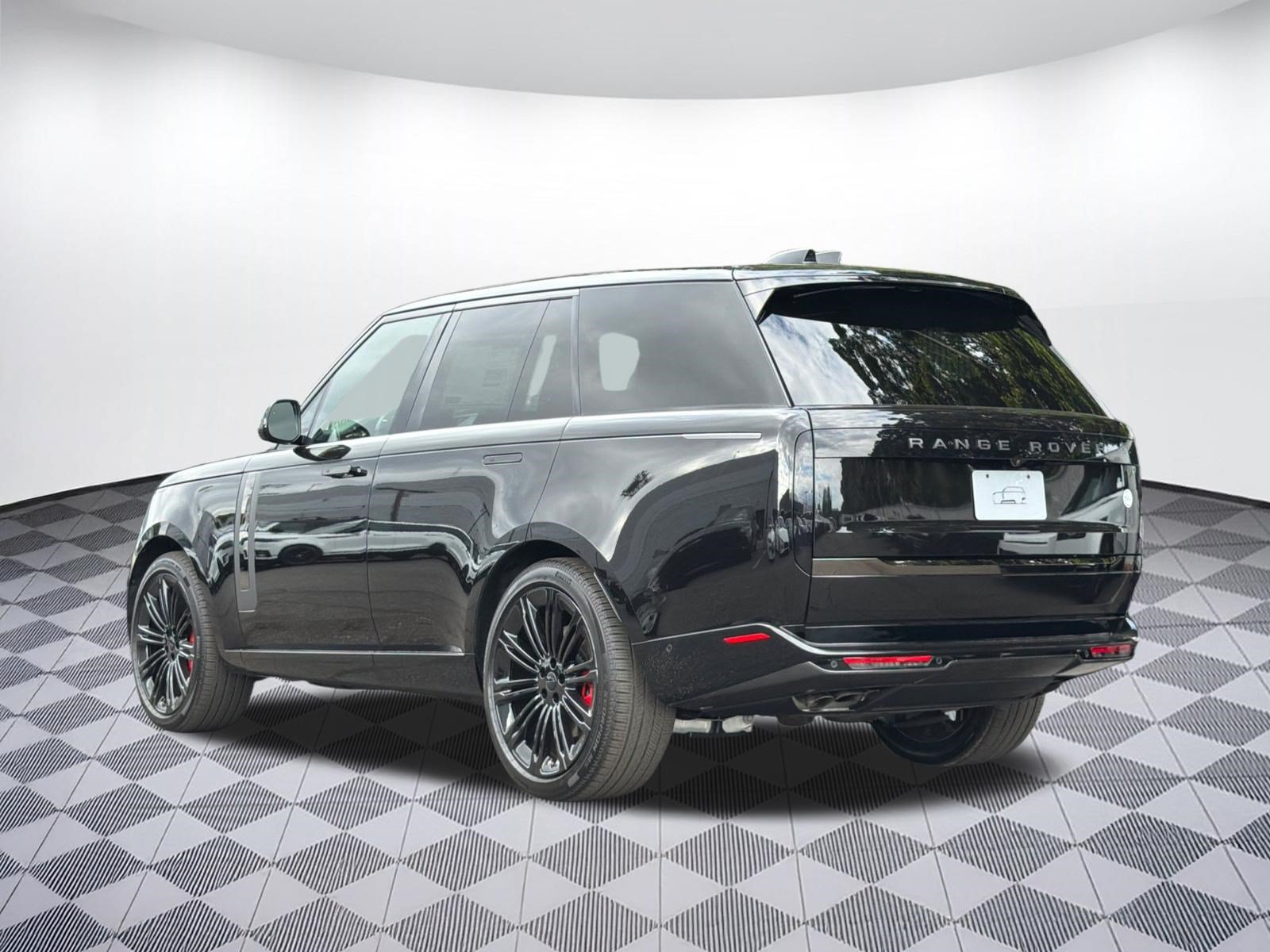 New 2026 Land Rover Range Rover SV AWD/4WD image 3