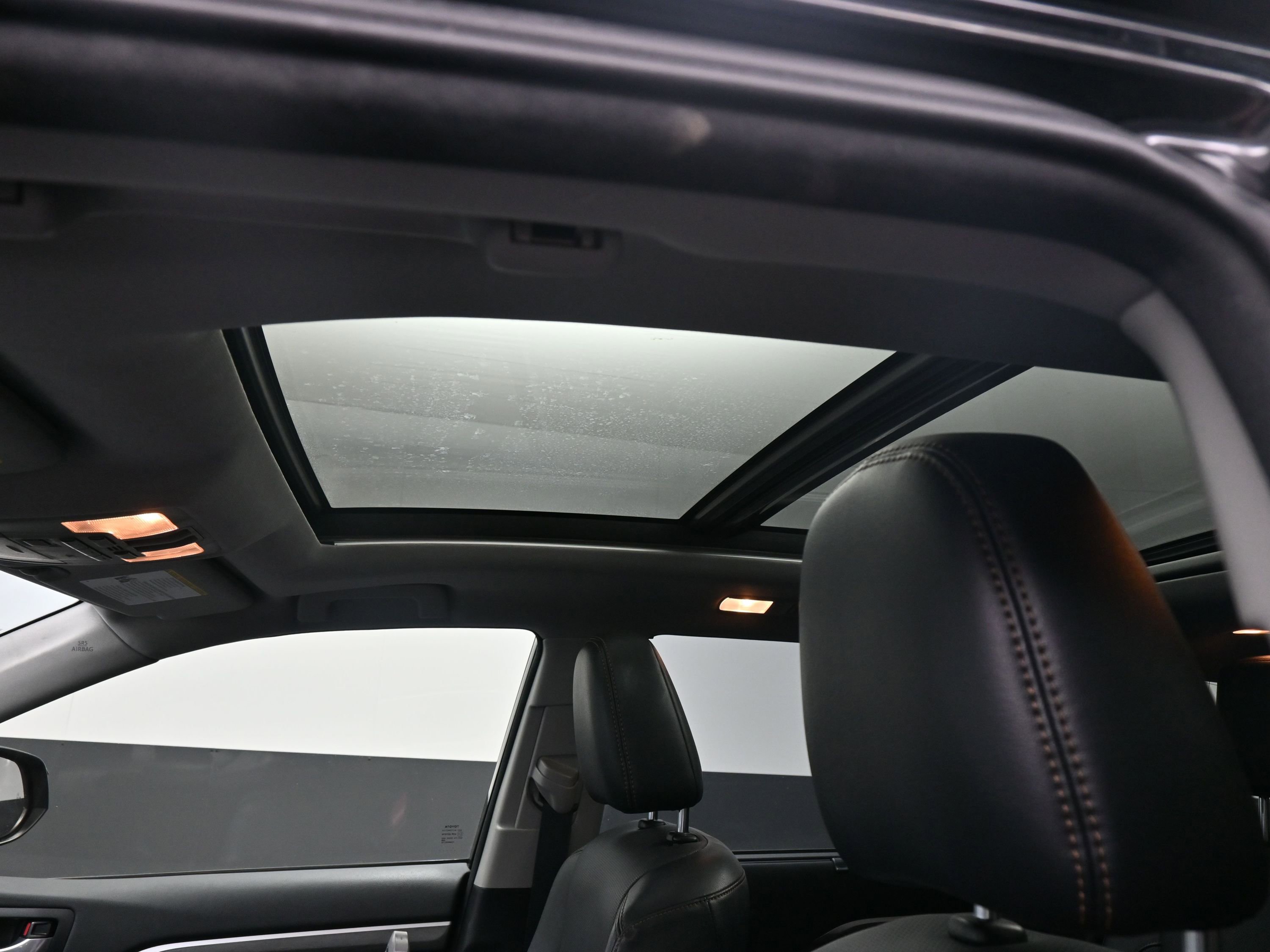 Used 2018 Toyota Highlander Limited Platinum w/ Protection Package #3 image 14