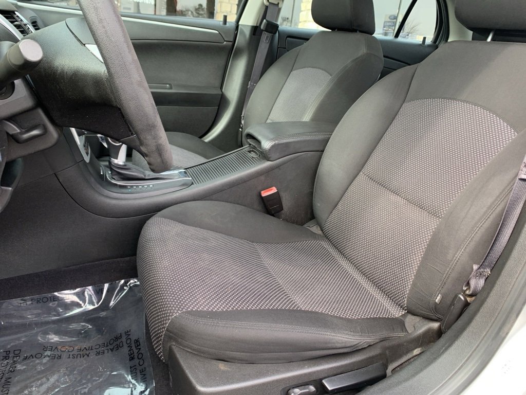 Used 2012 Chevrolet Malibu LT image 14