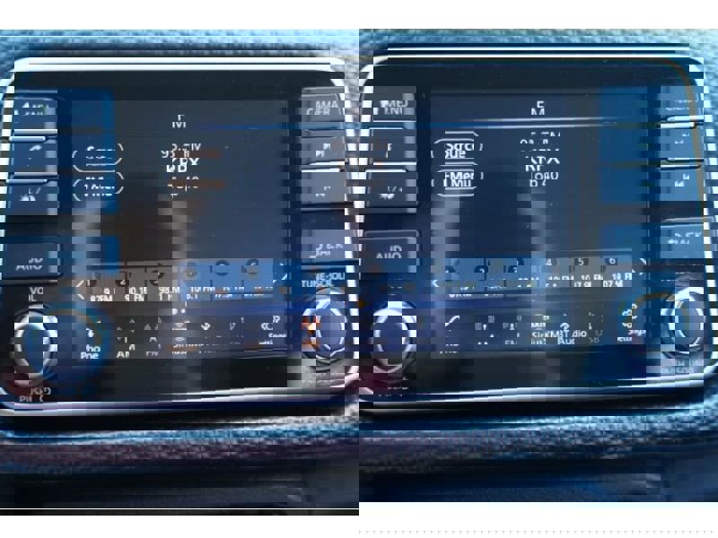 Used 2020 Nissan Kicks SV image 22