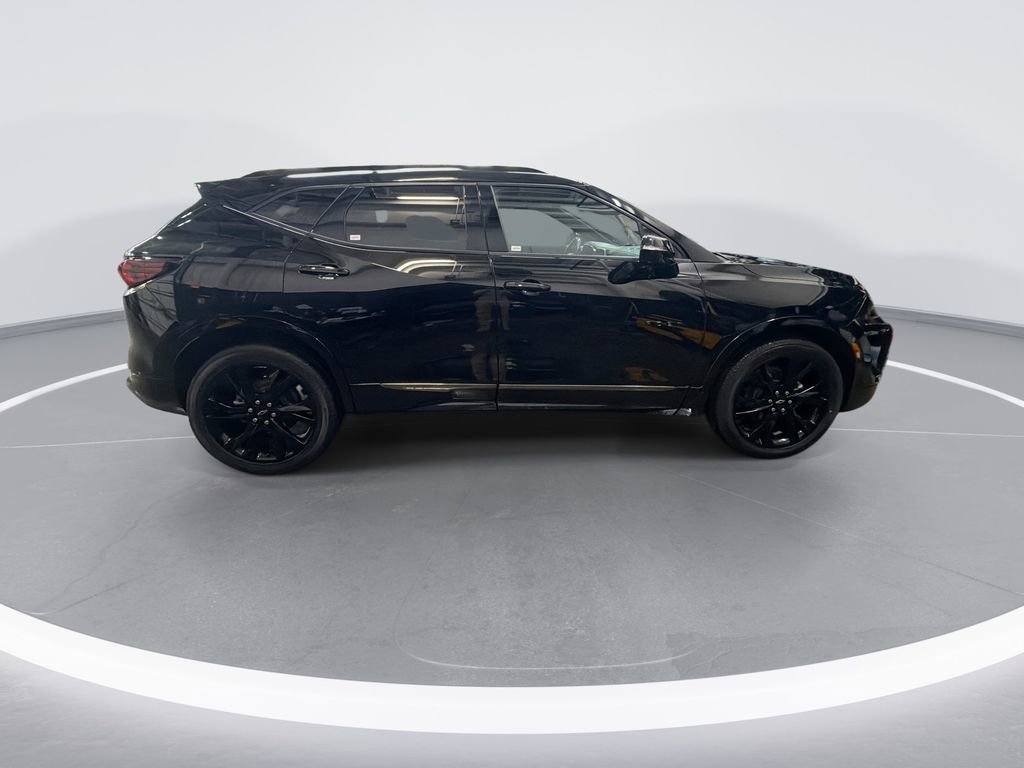 Used 2022 Chevrolet Blazer RS w/ Enhanced Convenience Package image 9