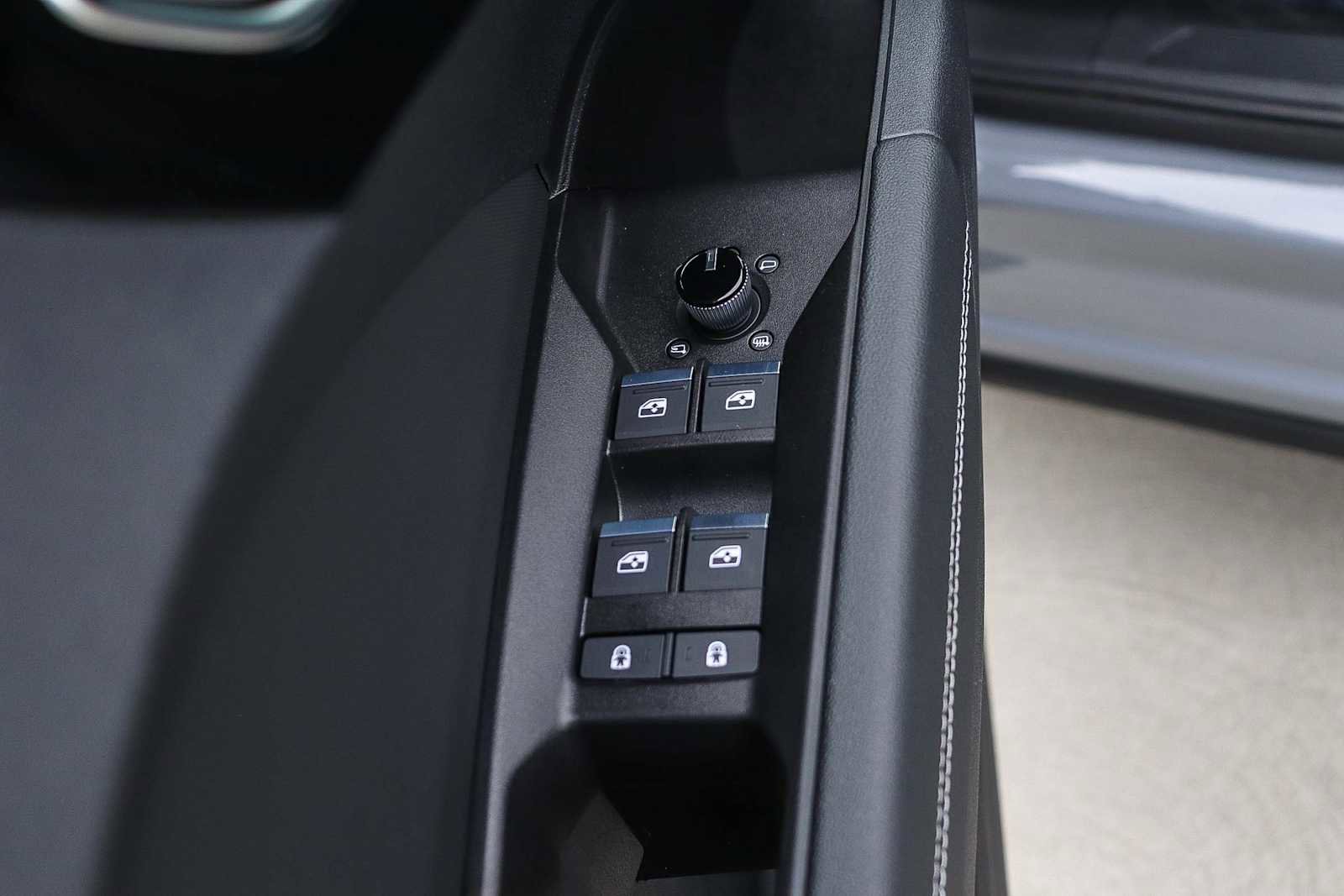 Used 2023 Audi Q4 e-tron Premium Plus w/ Premium Plus RWD image 28
