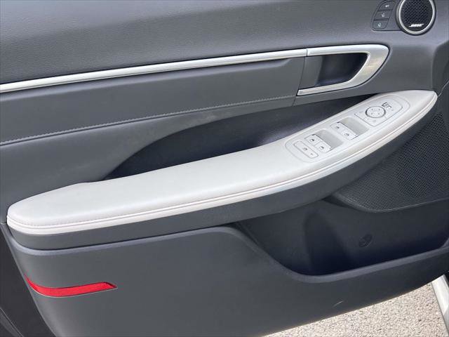 Used 2022 Hyundai Sonata Limited w/ Cargo Package FWD image 15