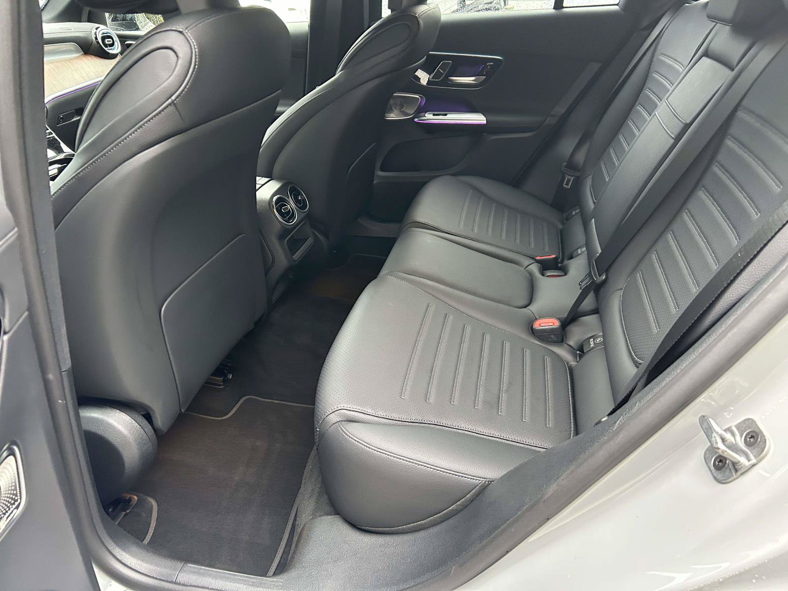Certified 2026 Mercedes-Benz GLC 300 4MATIC image 39