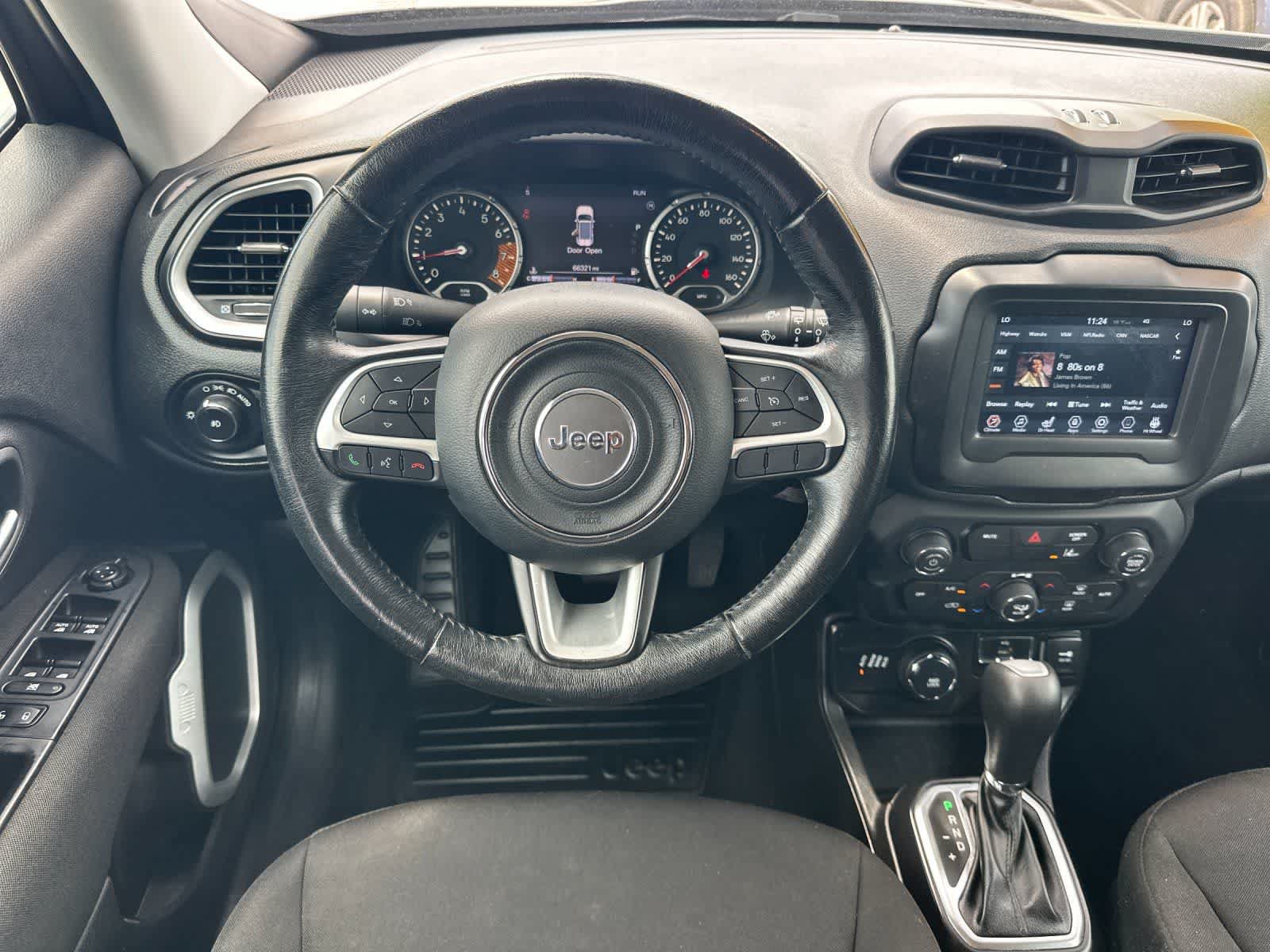 Used 2021 Jeep Renegade Latitude w/ Convenience Group AWD/4WD image 15