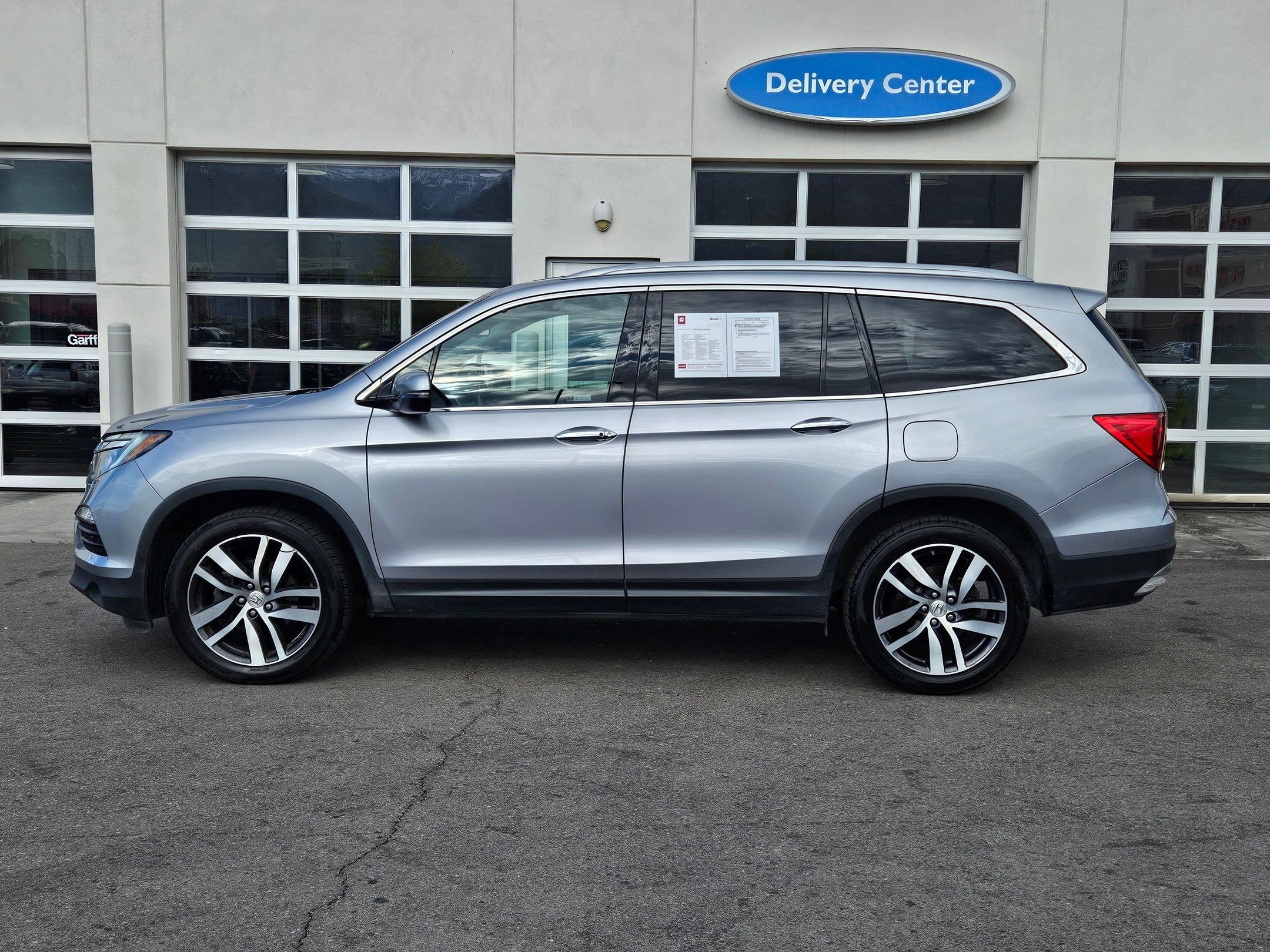 Used 2018 Honda Pilot Elite image 9