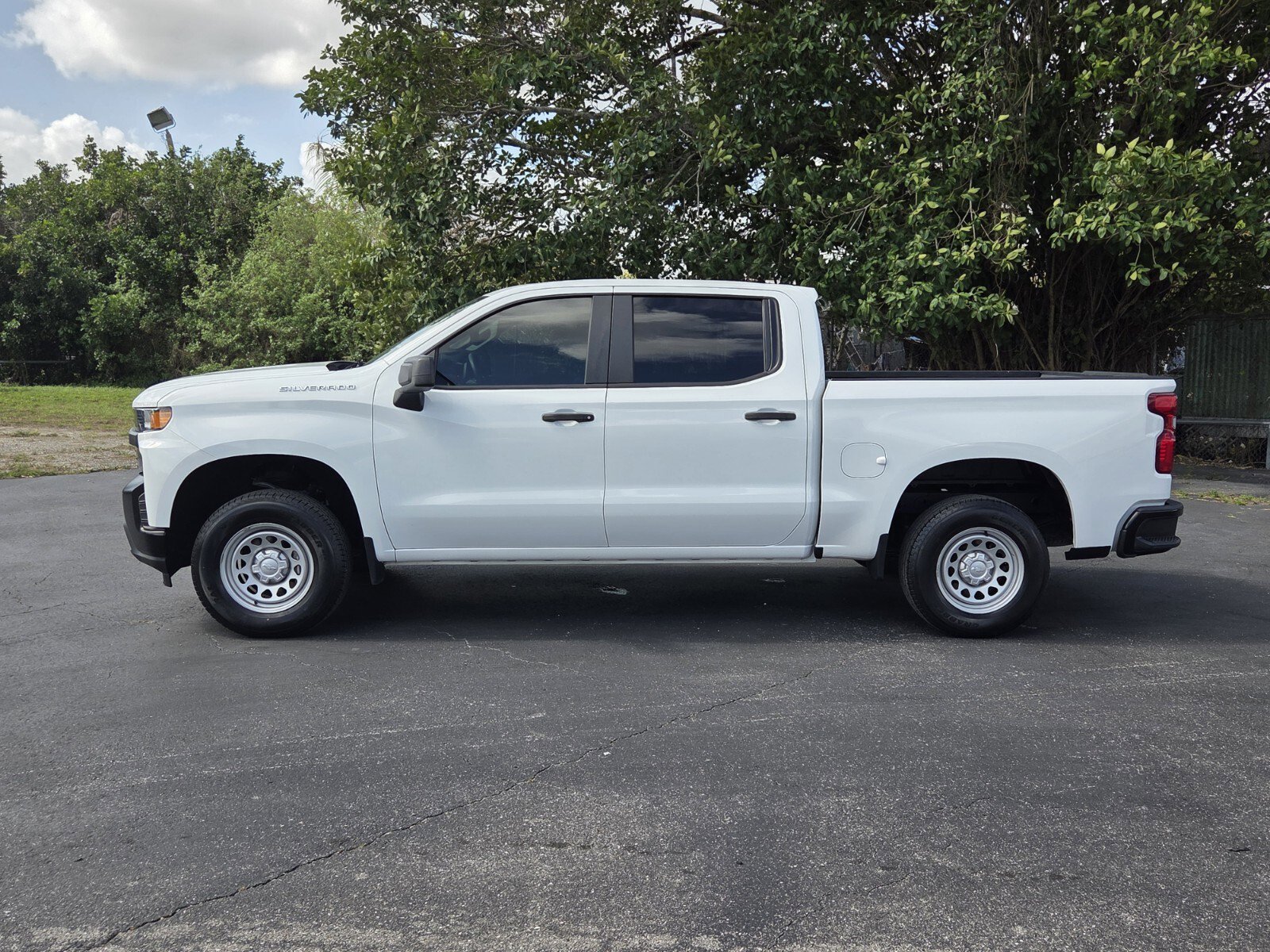 Used 2021 Chevrolet Silverado 1500 W/T w/ WT Value Package image 2