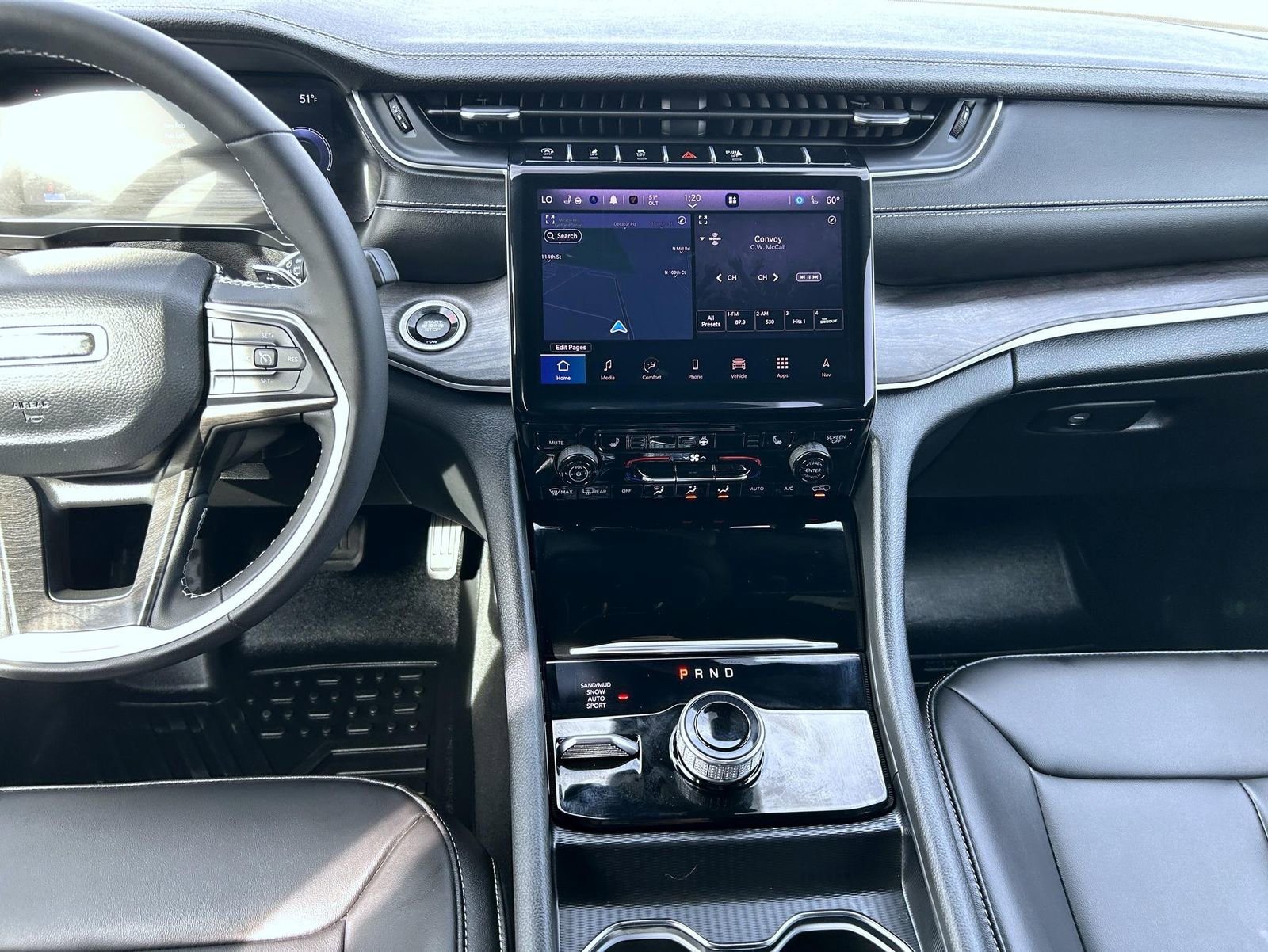 Used 2025 Jeep Grand Cherokee Limited image 12