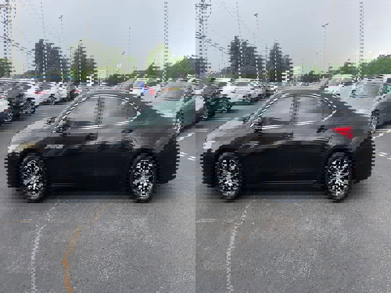 Used 2015 Acura TLX w/ Technology Package FWD image 2