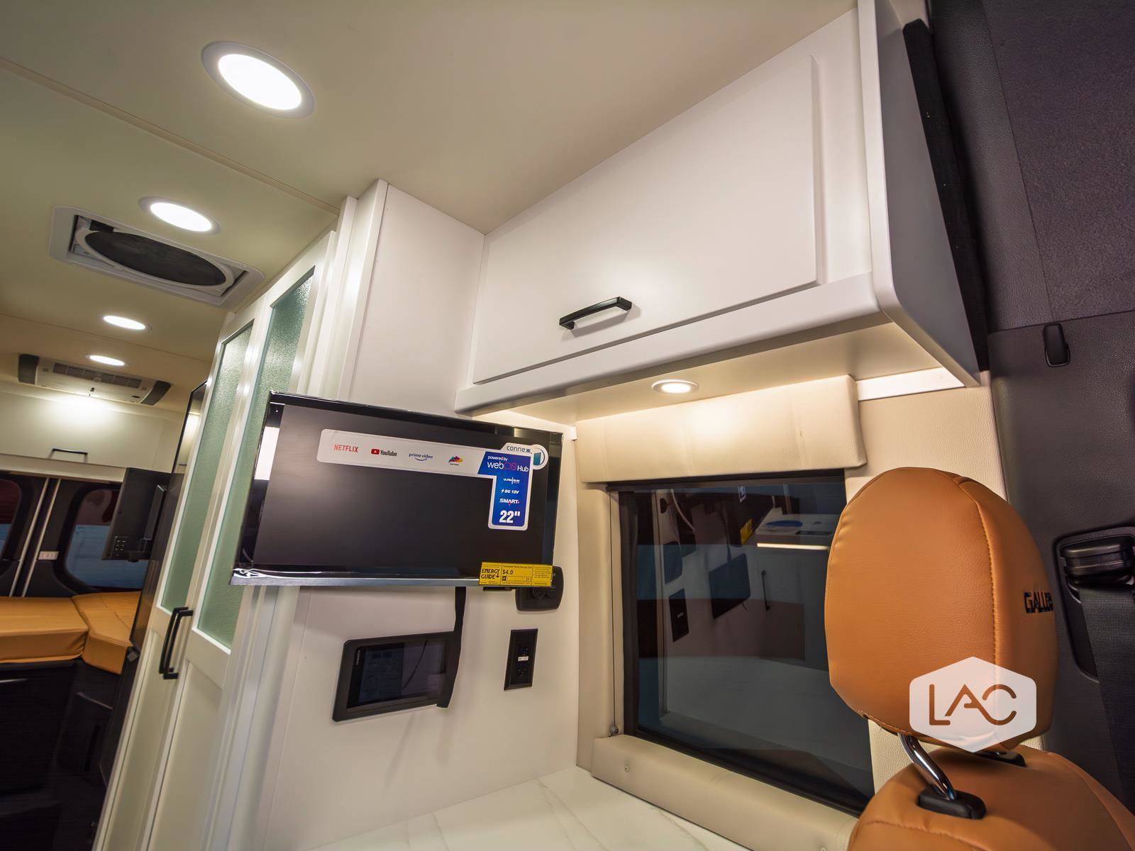 Used 2023 Mercedes-Benz Sprinter 3500 image 26