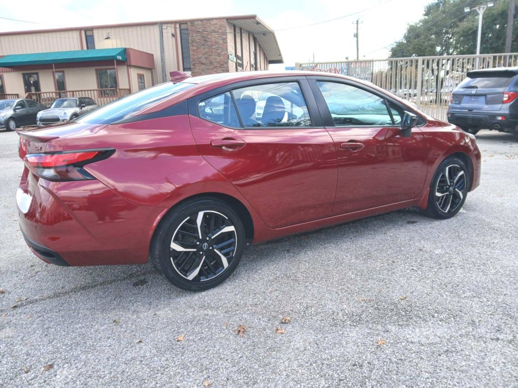 Used 2024 Nissan Versa SR w/ Trunk Package image 5