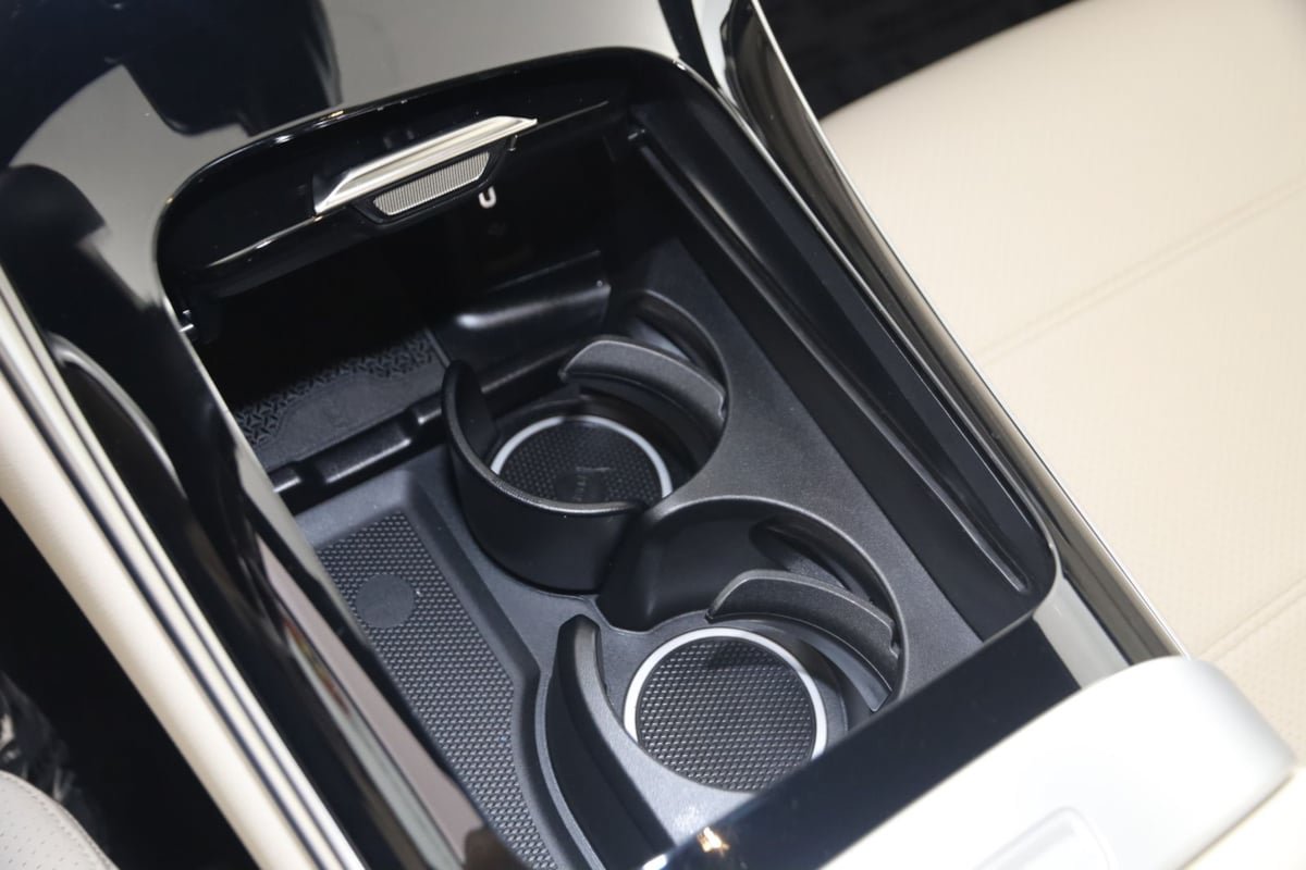 Used 2023 Mercedes-Benz GLC 300 4MATIC w/ Pinnacle Trim Package image 29