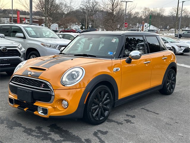 Used 2015 MINI Cooper S image 2