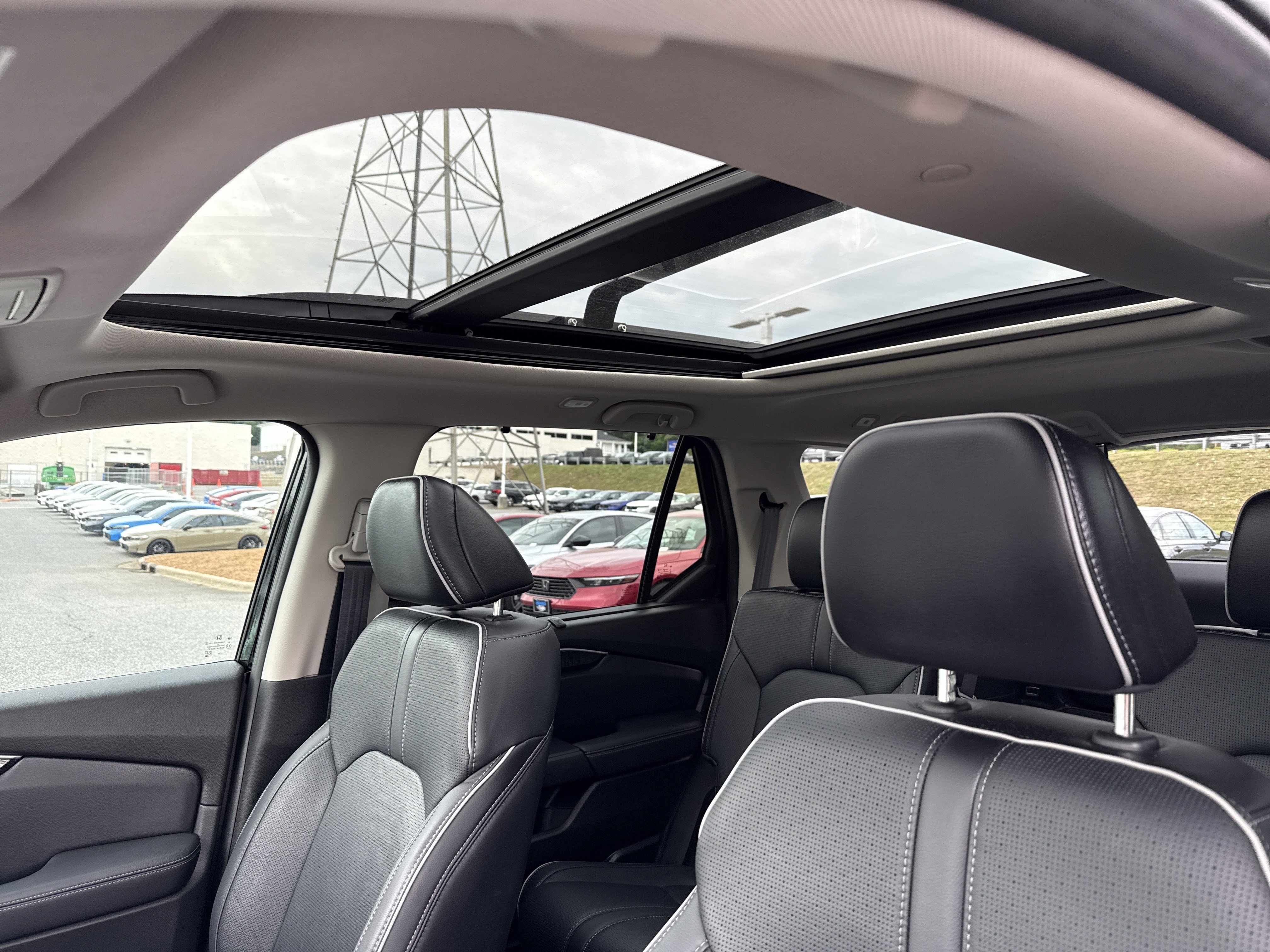 Certified 2023 Honda Pilot Elite image 28