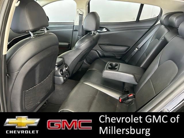 Used 2018 Kia Stinger AWD/4WD image 20