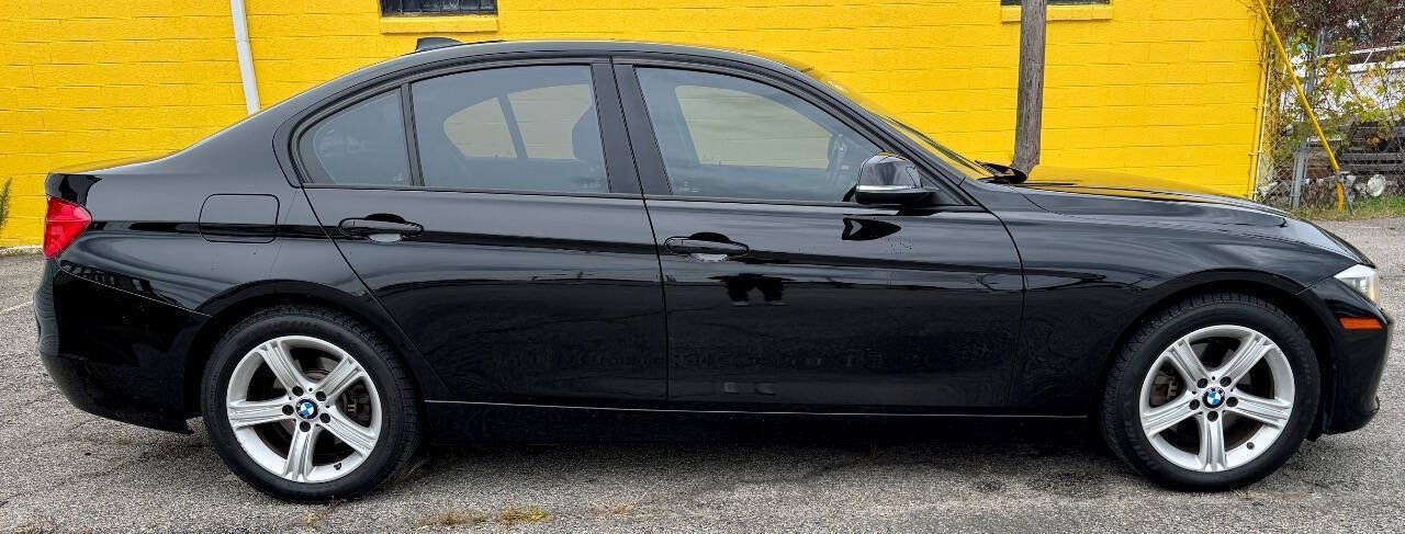 Used 2015 BMW 320i xDrive Sedan AWD/4WD image 5