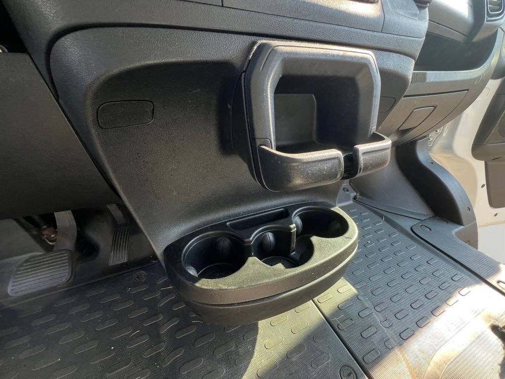 Used 2025 RAM ProMaster 2500 w/ Convenience Group FWD image 19