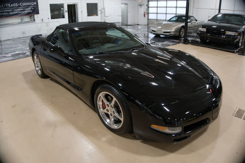 Used 2002 Chevrolet Corvette Convertible w/ Preferred Equipment Group2 image 7