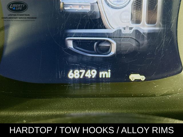 Used 2019 Jeep Wrangler Unlimited Sahara image 12