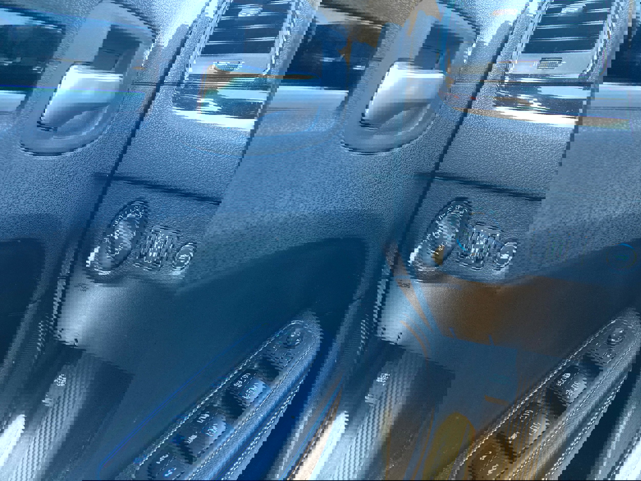 Used 2018 Chrysler 300 S image 20