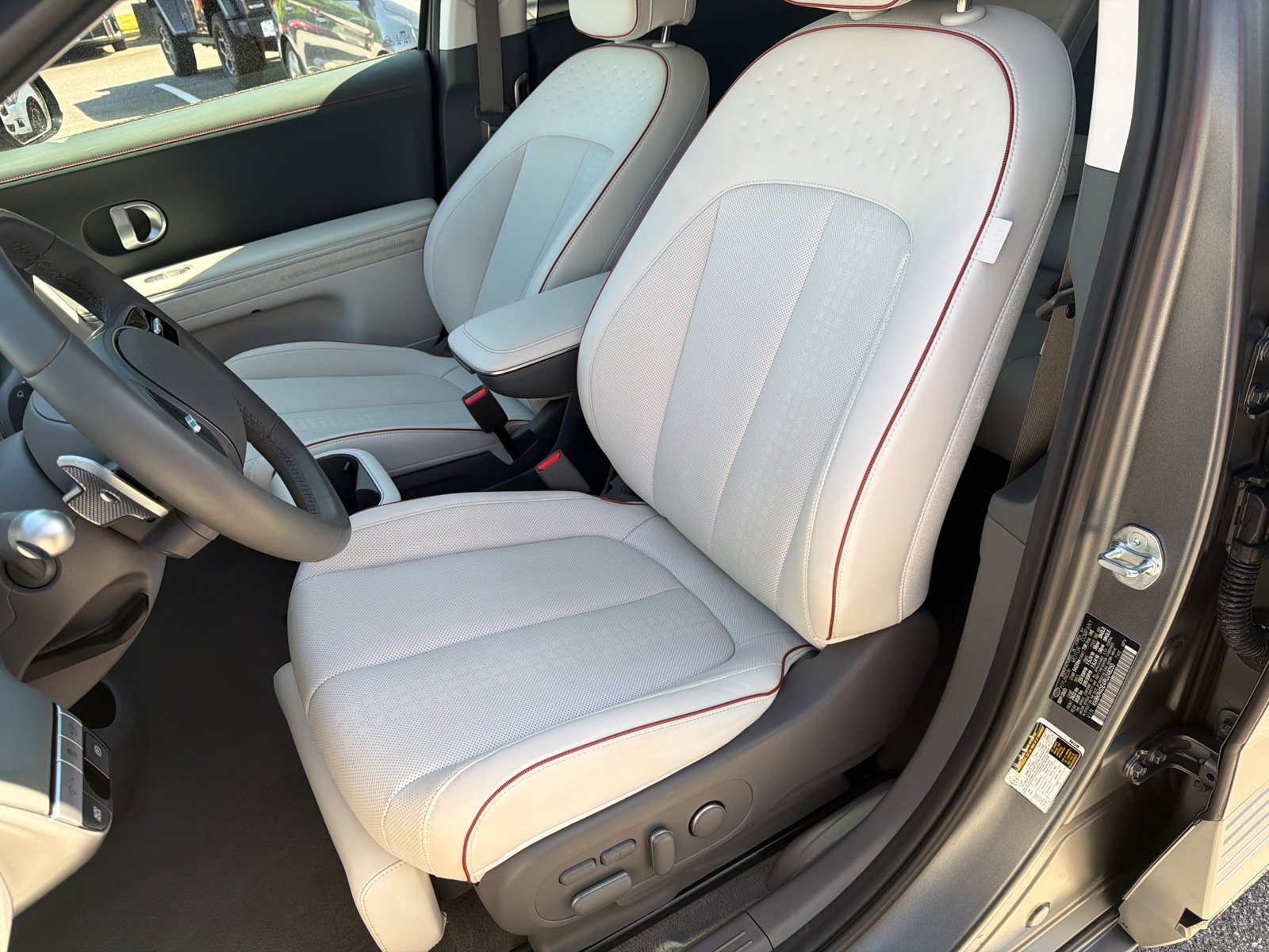 Certified 2024 Hyundai Ioniq 5 Limited RWD image 9