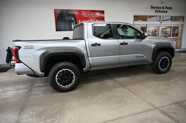 New 2026 Toyota Tacoma TRD Off-Road AWD/4WD image 5